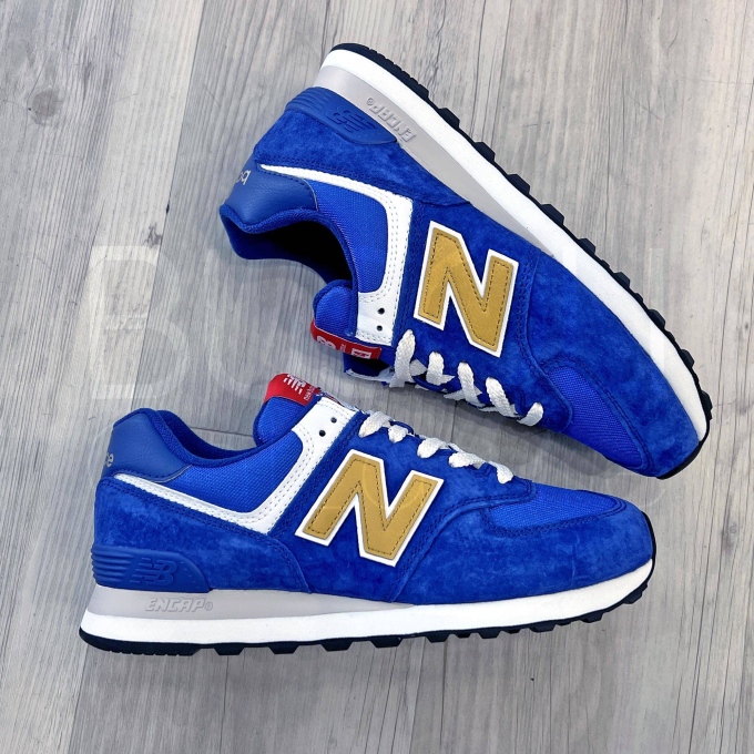 574 Suede Royal Blue