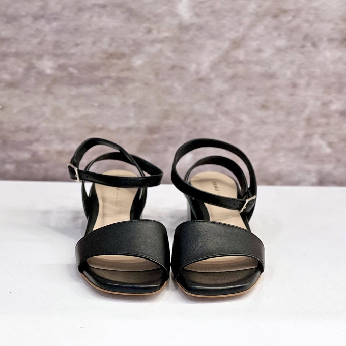 Sandalo in Pelle a fascia