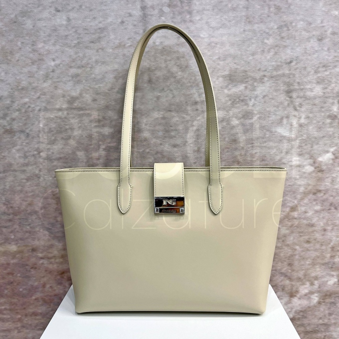 Tote in Pelle
