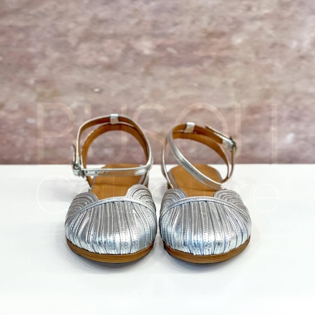 Ballerina in Pelle laminata