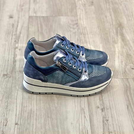 Sneaker traforata zip in Pelle