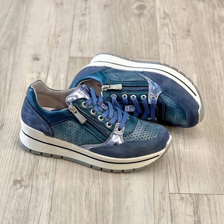 Sneaker traforata zip in Pelle