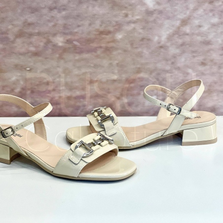 Sandalo Naplak con accessorio