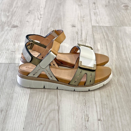Sandalo strappi in Pelle