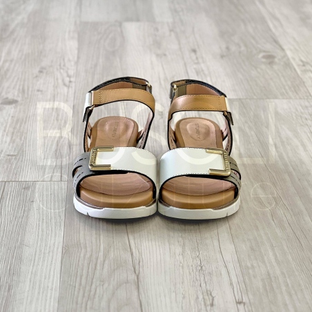 Sandalo strappi in Pelle