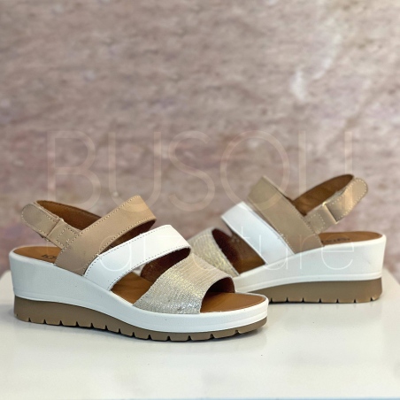 Sandalo zeppa in Pelle