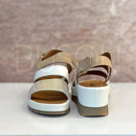 Sandalo zeppa in Pelle
