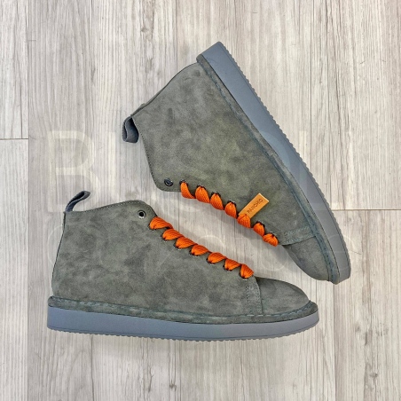 Sneaker in Camoscio