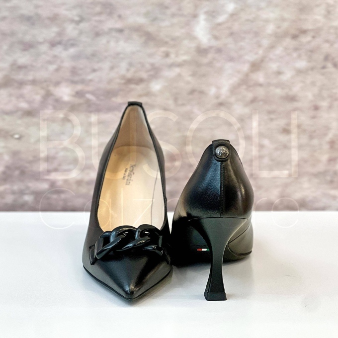 Décolleté in Pelle catena