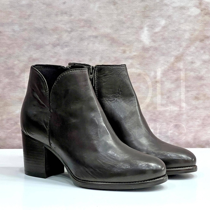 Stivaletto in Pelle con zip