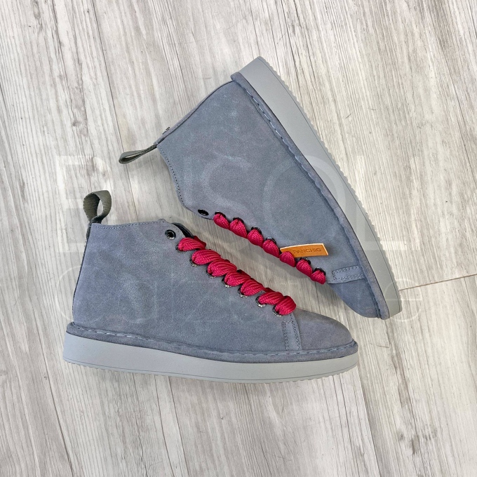 Sneaker in Camoscio