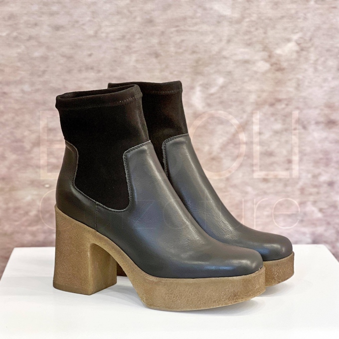 Stivaletto in Pelle con calza e tacco para