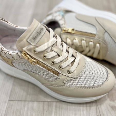 Sneaker zip in Pelle logata