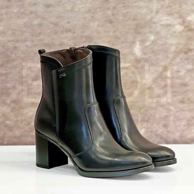 Stivaletto in Pelle sagomato
