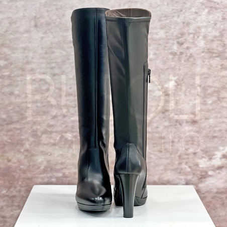 Stivale in Pelle elasticizzato