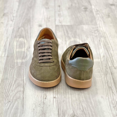 Sneaker in Camoscio