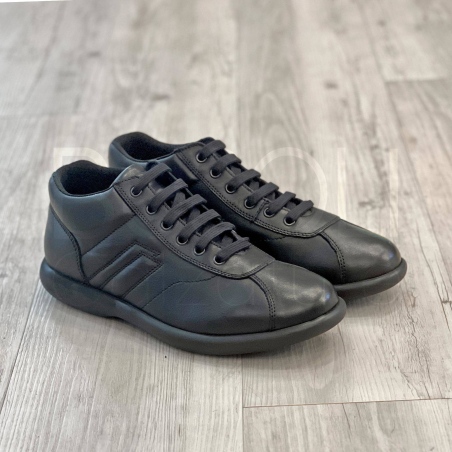 Sneaker in Pelle alta