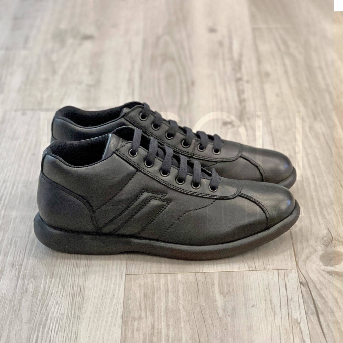 Sneaker in Pelle alta