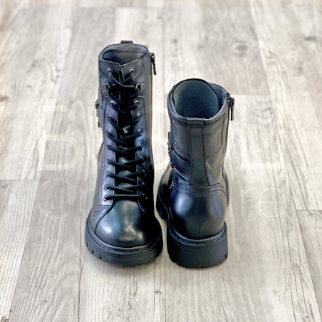 Anfibio in Pelle logo metallico