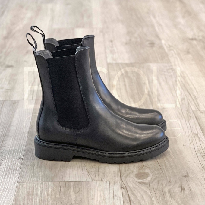 Beatles in Pelle basic