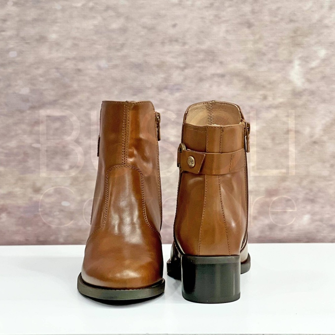 Stivaletto in Pelle anella