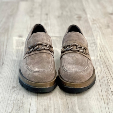 Mocassino in Camoscio con catena