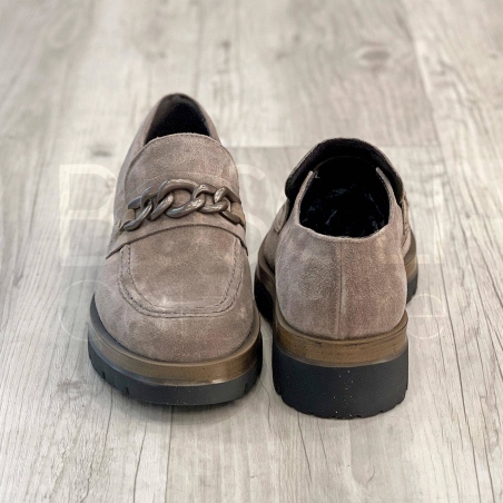Mocassino in Camoscio con catena