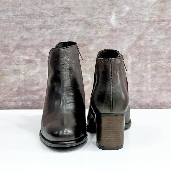 Stivaletto in Pelle con zip