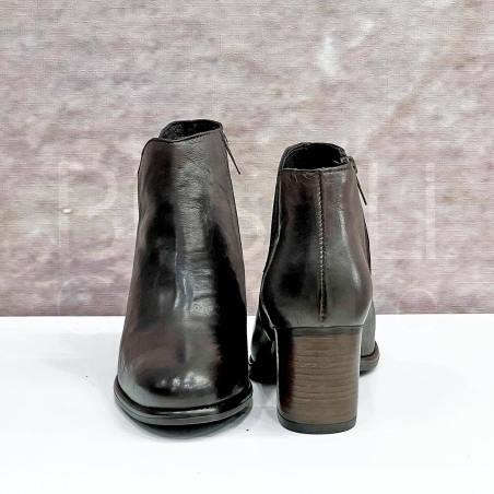 Stivaletto in Pelle con zip