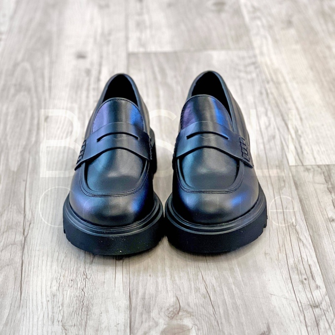 Mocassino in Pelle con suola carro