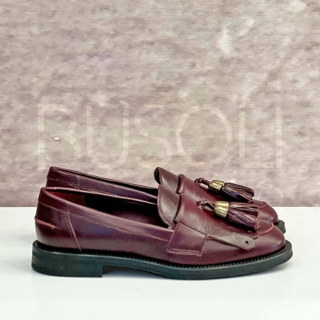 Mocassino in Pelle con frangia e nappine