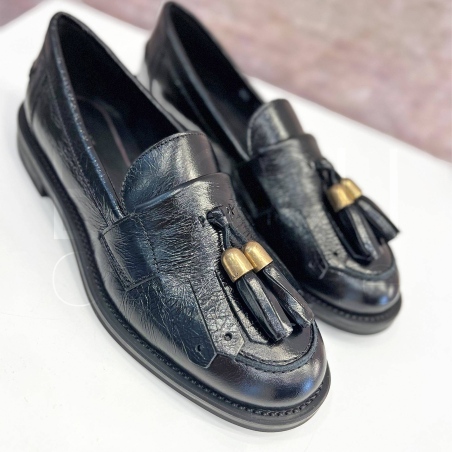 Mocassino in Pelle con frangia e nappine