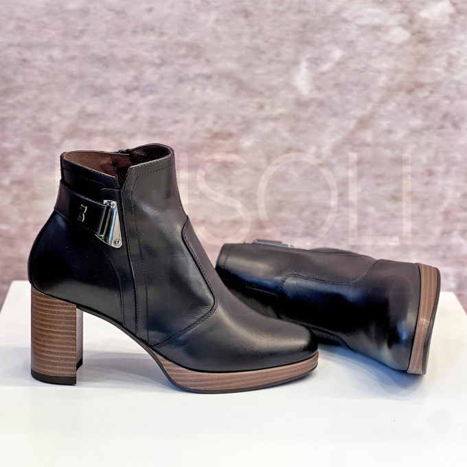 Tronchetto in Pelle con zip