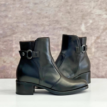 Stivaletto in Pelle anella