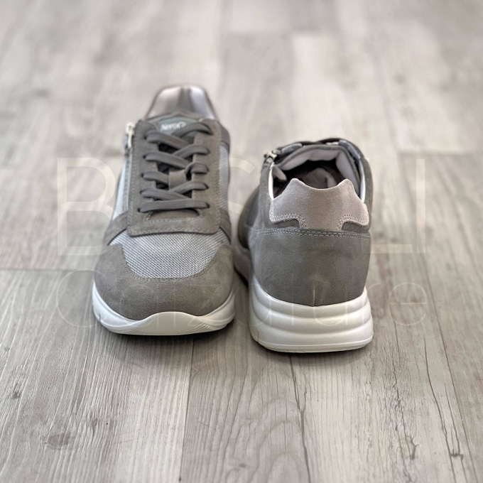 Sneaker zip in Camoscio