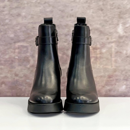 Stivaletto in Pelle fibbia