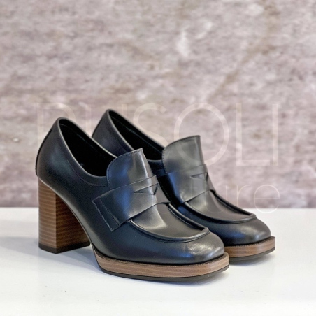 Mocassino in Pelle con traversina e tacco 3,5cm