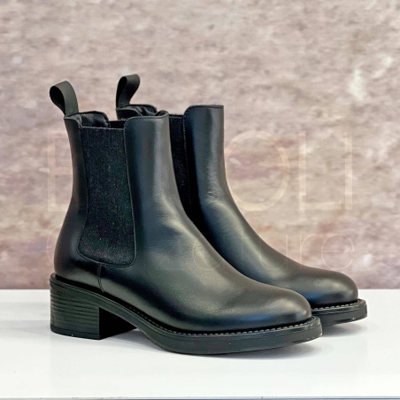 Beatles in Pelle con tacco