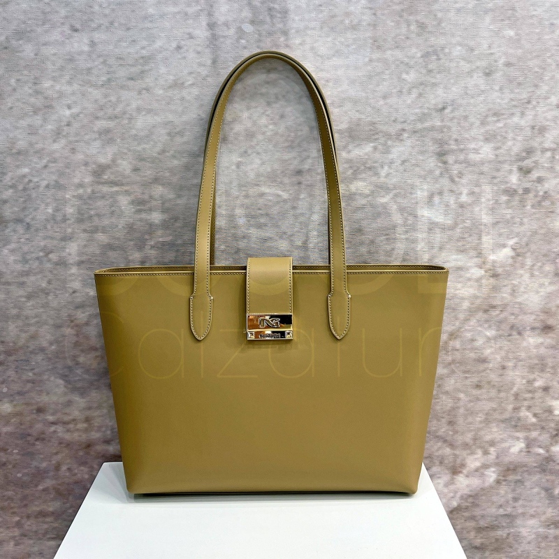 Tote in Pelle