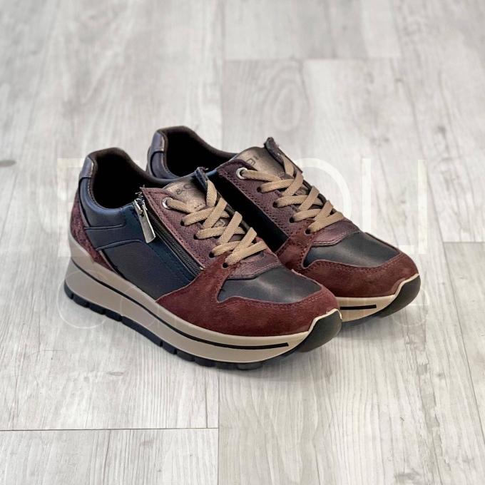 Sneaker in Pelle zip