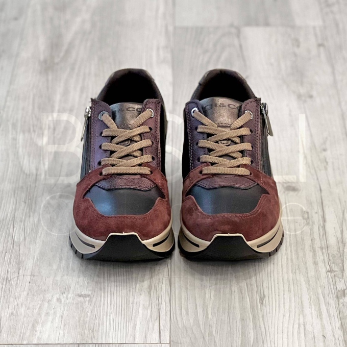Sneaker in Pelle zip
