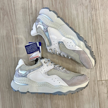 Sneaker in mesh con Dettagli Snake