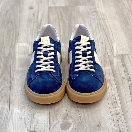 Sneaker in Camoscio