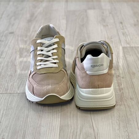 Sneaker in Camoscio