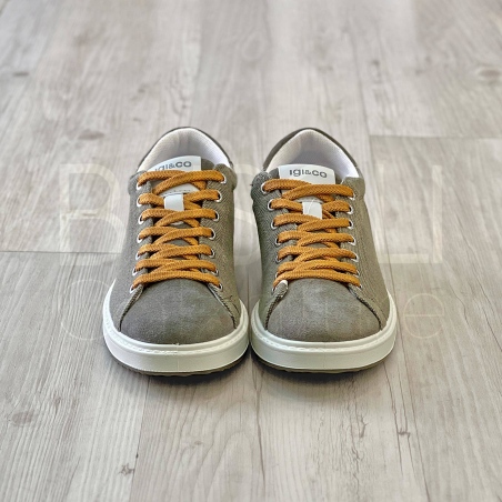 Sneaker in Tela