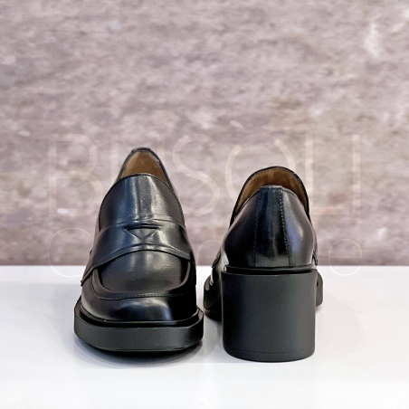 Mocassino in Pelle con tacco