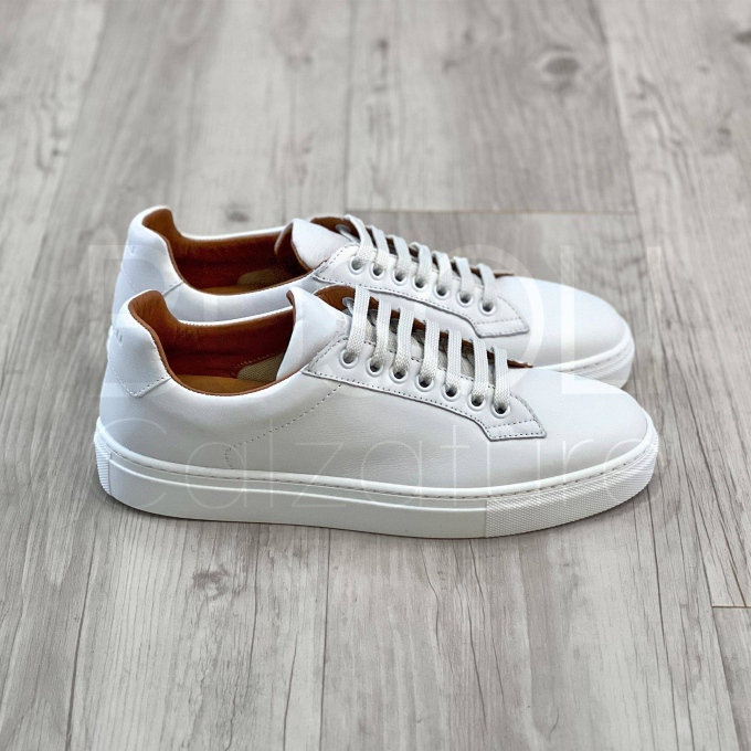 Sneaker in Pelle