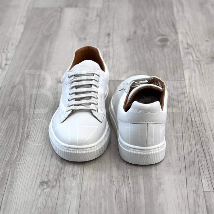 Sneaker in Pelle