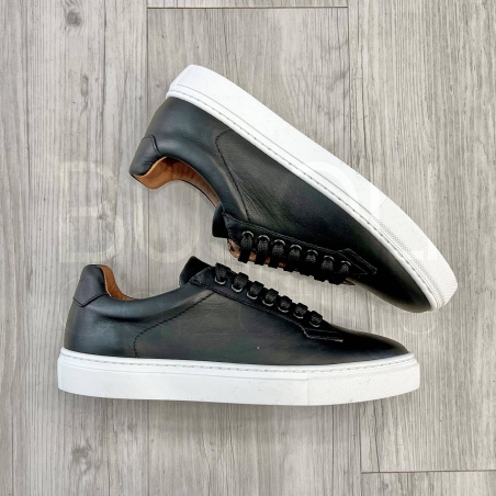 Sneaker in Pelle