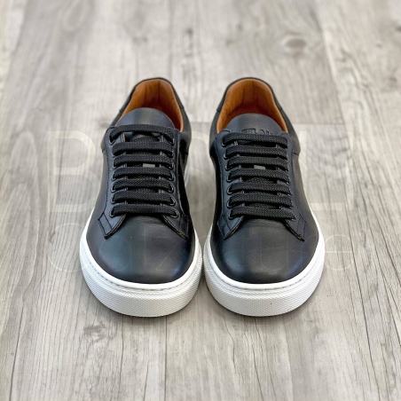 Sneaker in Pelle